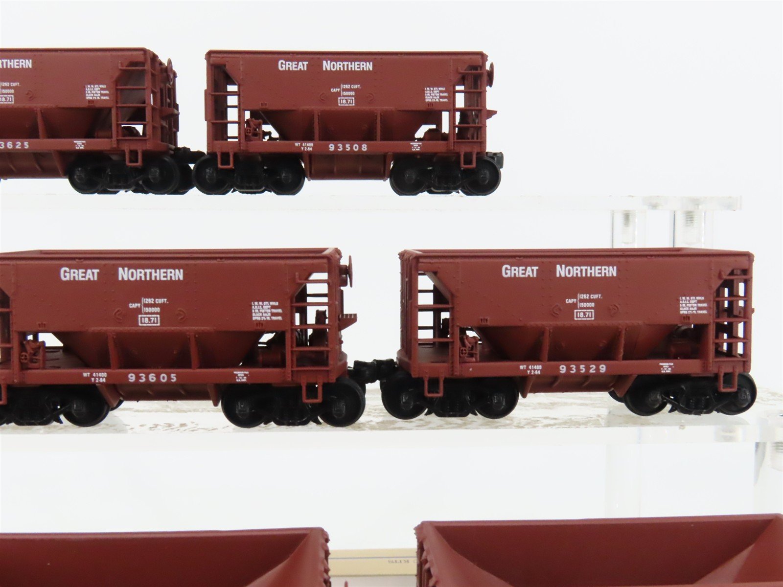 HO Scale Walthers 932-4452 GN Great Northern Ore Cars 12-Pack