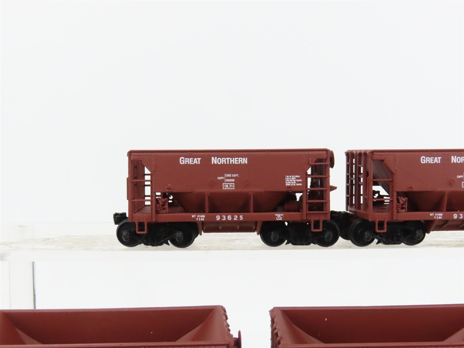HO Scale Walthers 932-4452 GN Great Northern Ore Cars 12-Pack