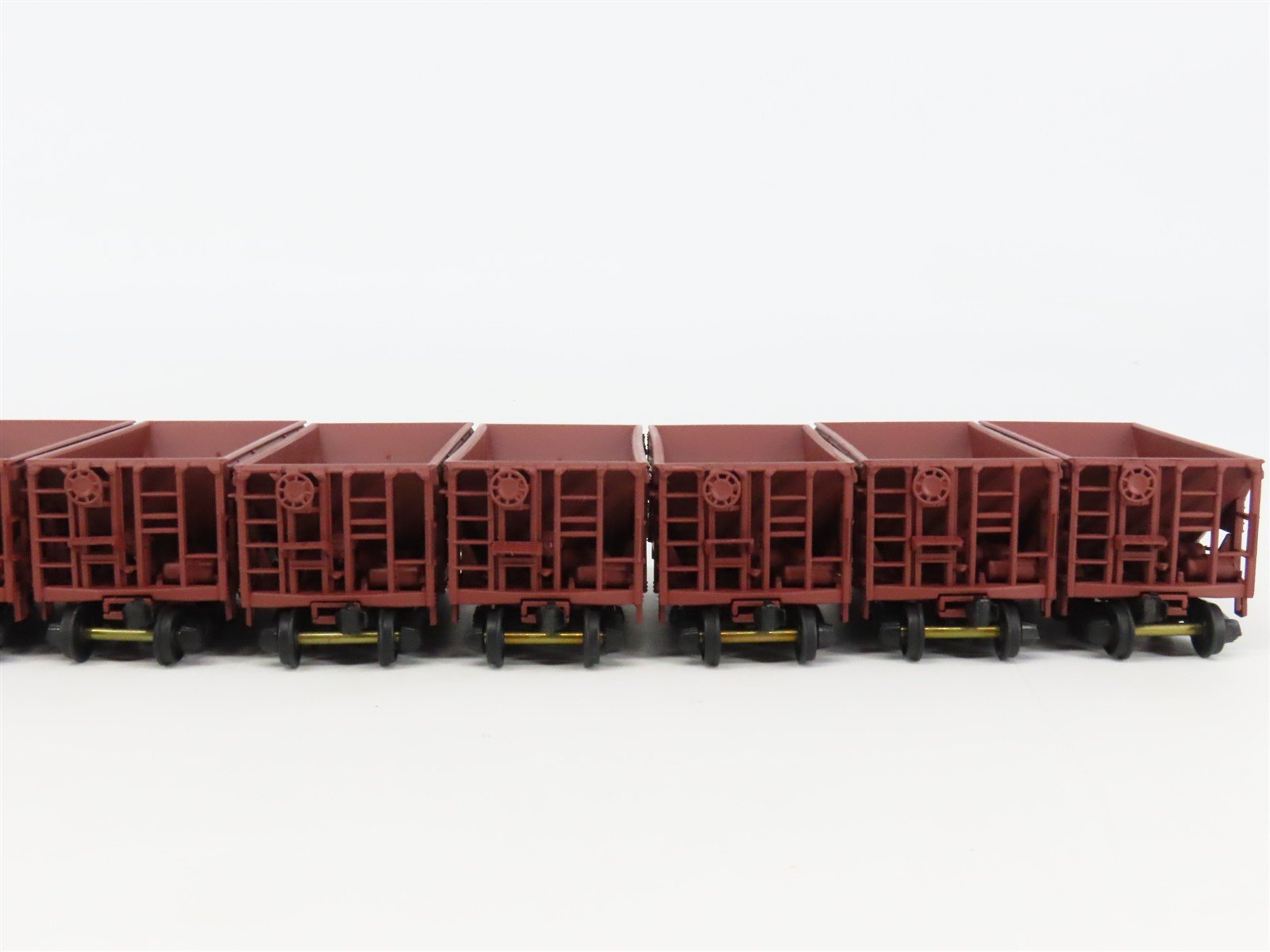 HO Scale Walthers 932-4452 GN Great Northern Ore Cars 12-Pack