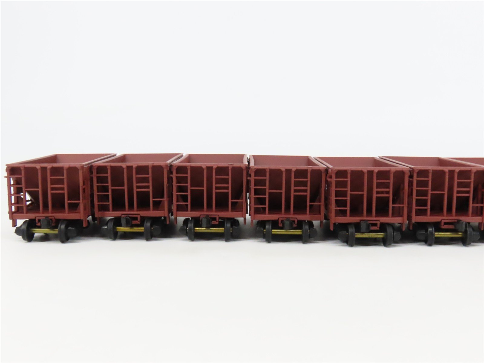 HO Scale Walthers 932-4452 GN Great Northern Ore Cars 12-Pack