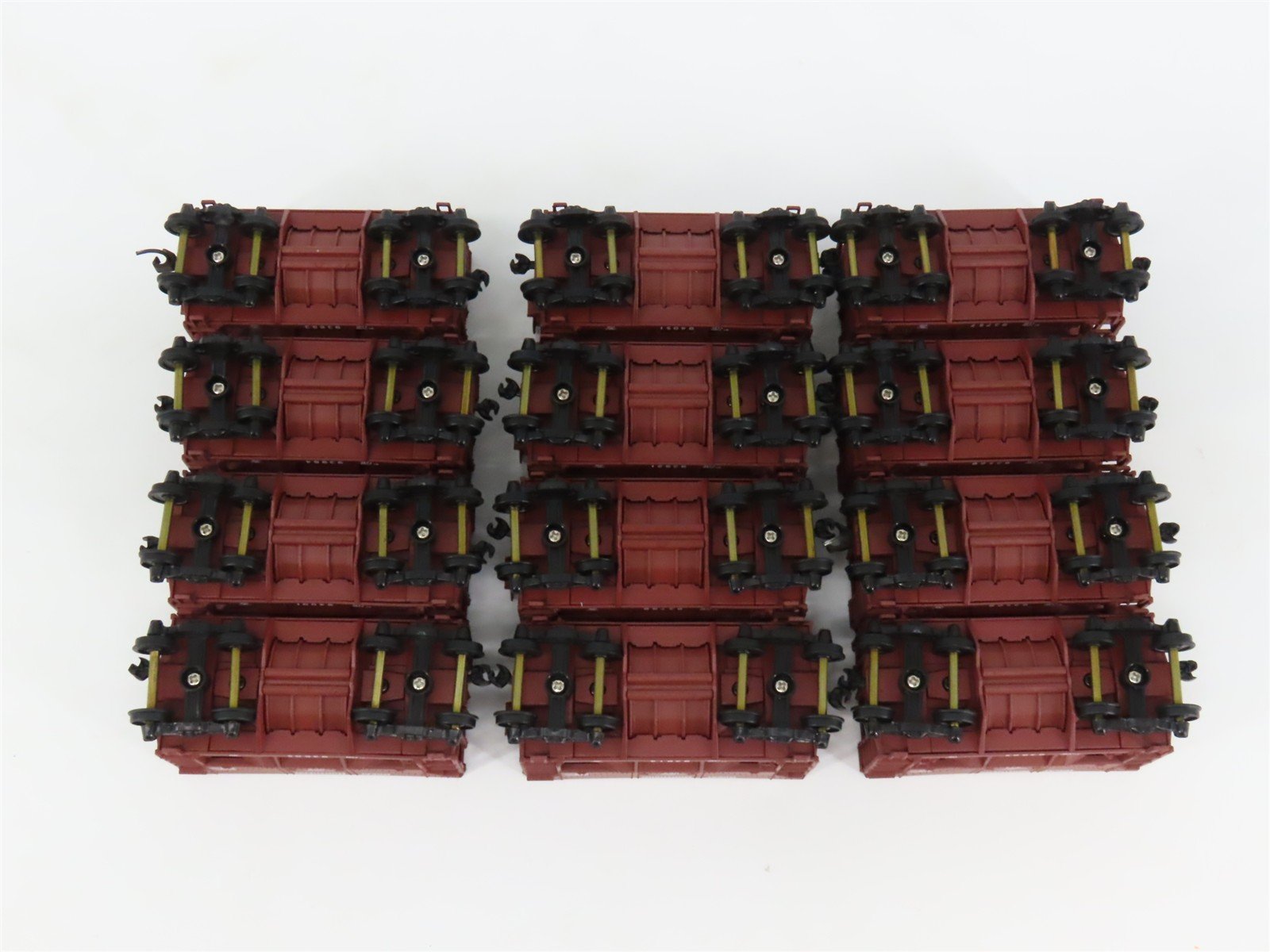 HO Scale Walthers 932-4452 GN Great Northern Ore Cars 12-Pack