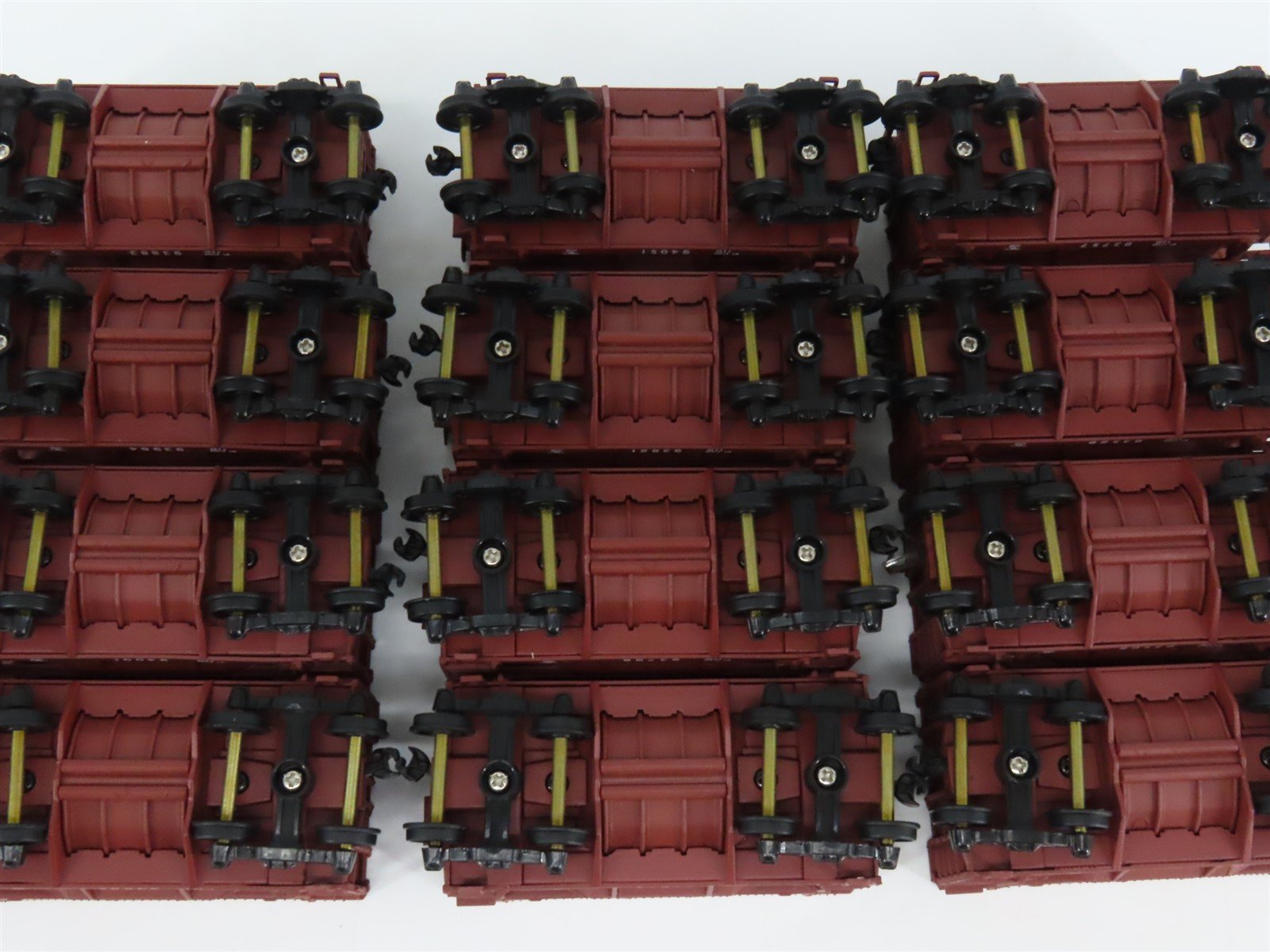 HO Scale Walthers 932-4452 GN Great Northern Ore Cars 12-Pack