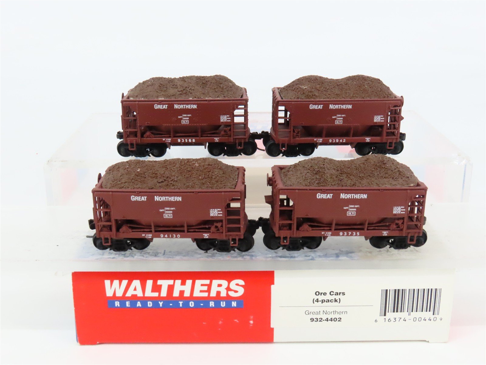 HO Scale Walthers 932-4402 GN Great Northern Ore Cars 4-Pack w/ Custom Load