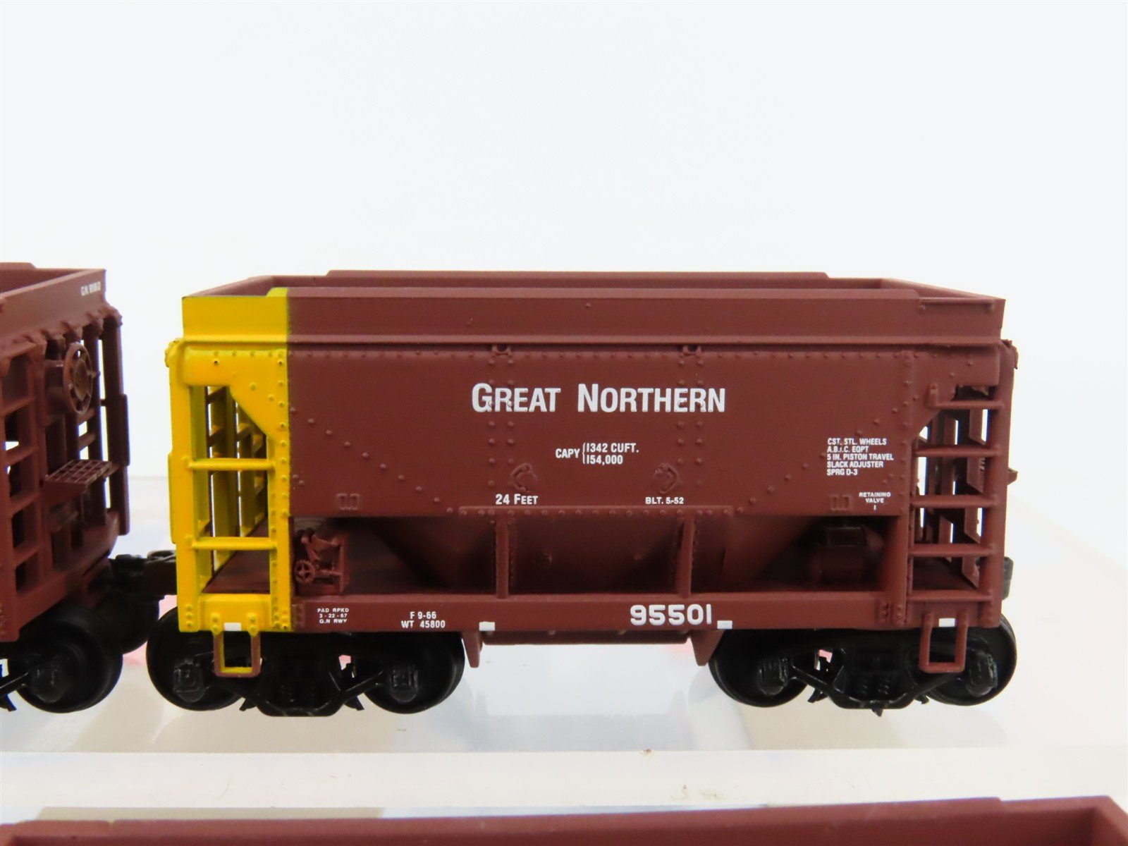 HO Scale Walthers 932-4505 GN Great Northern Taconite Ore Cars 4-Pack