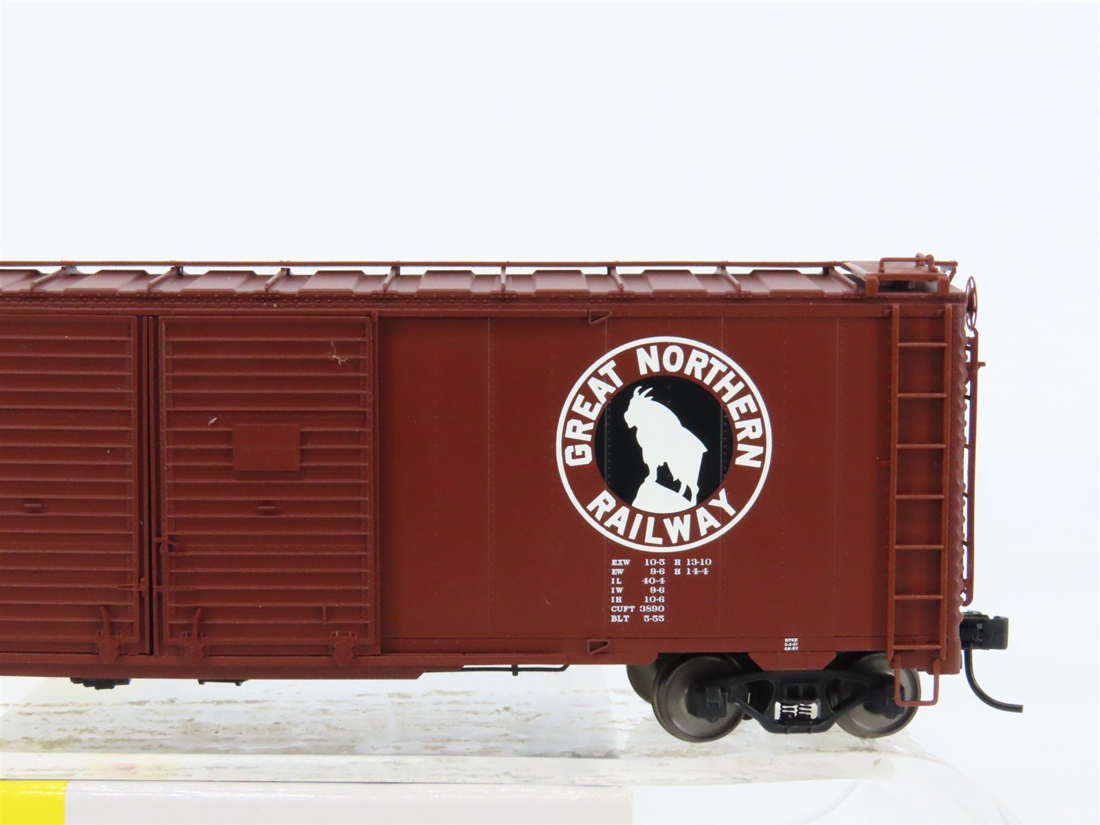 HO Scale Trix 24902-8 GN Great Northern 40' Double Door Box Car #3020