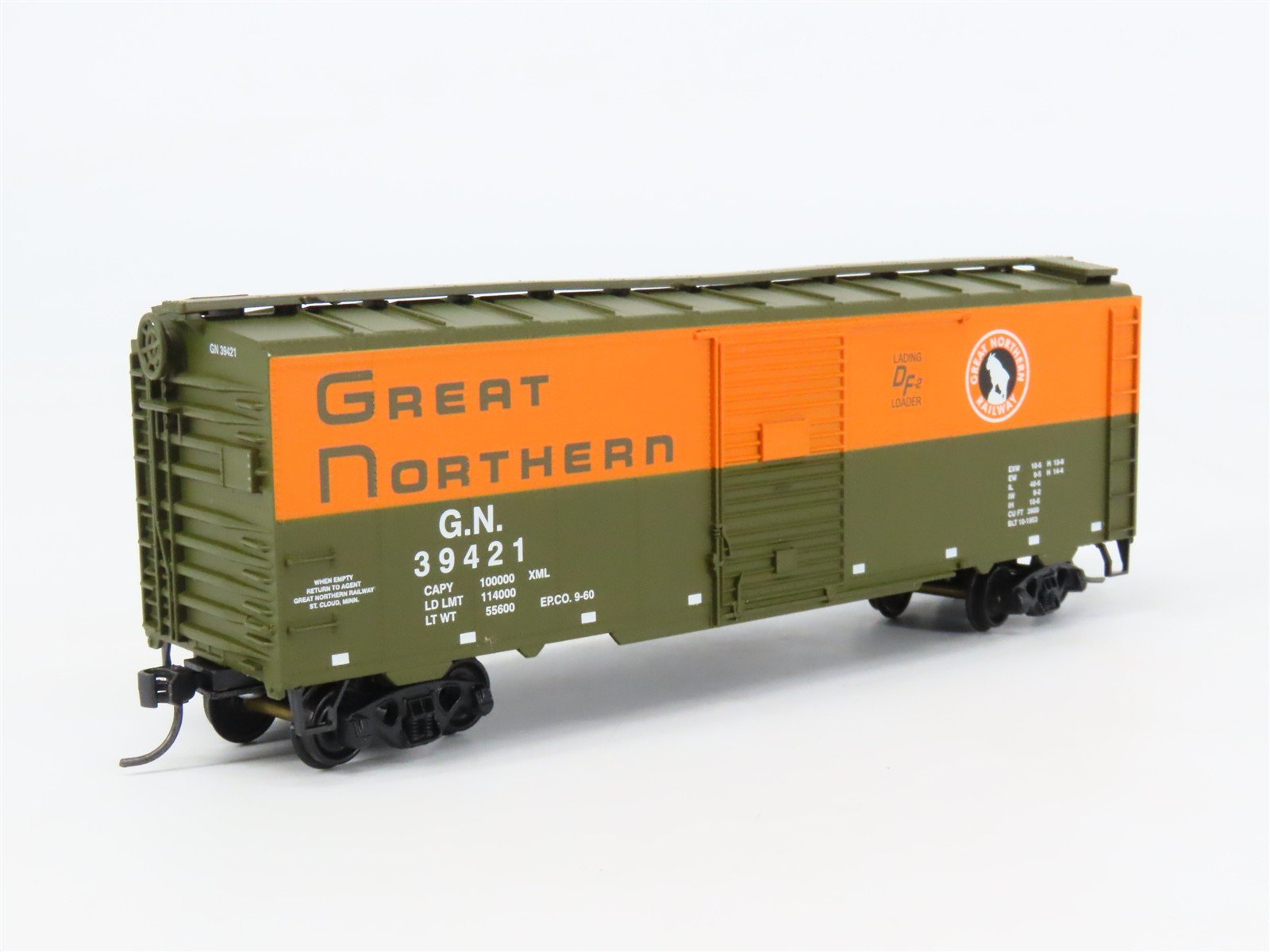 HO Scale Roundhouse 20401 GN Great Northern AAR 40' Single Door Box Car #39421