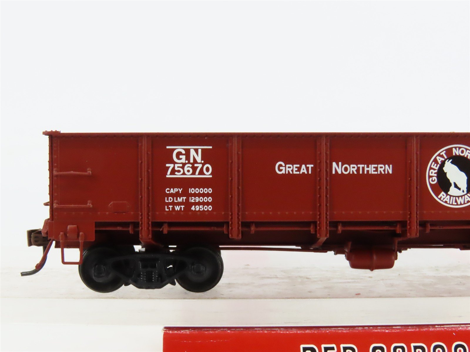 HO Scale Red Caboose RR-35010-29 GN Great Northern Drop Bottom Gondola #75670