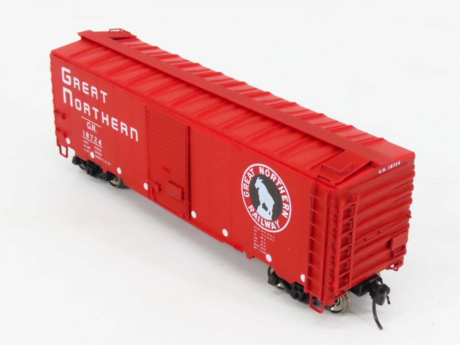 HO Scale InterMountain 46005-16 GN Great Northern 40' Single Door Box Car #18724