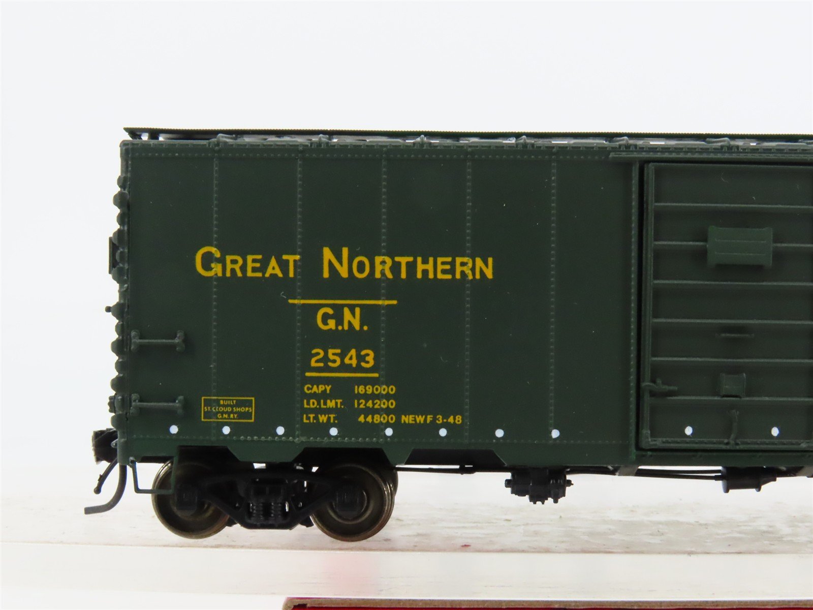 HO Scale InterMountain 46010-21 GN Great Northern Express 40' Box Car #2543