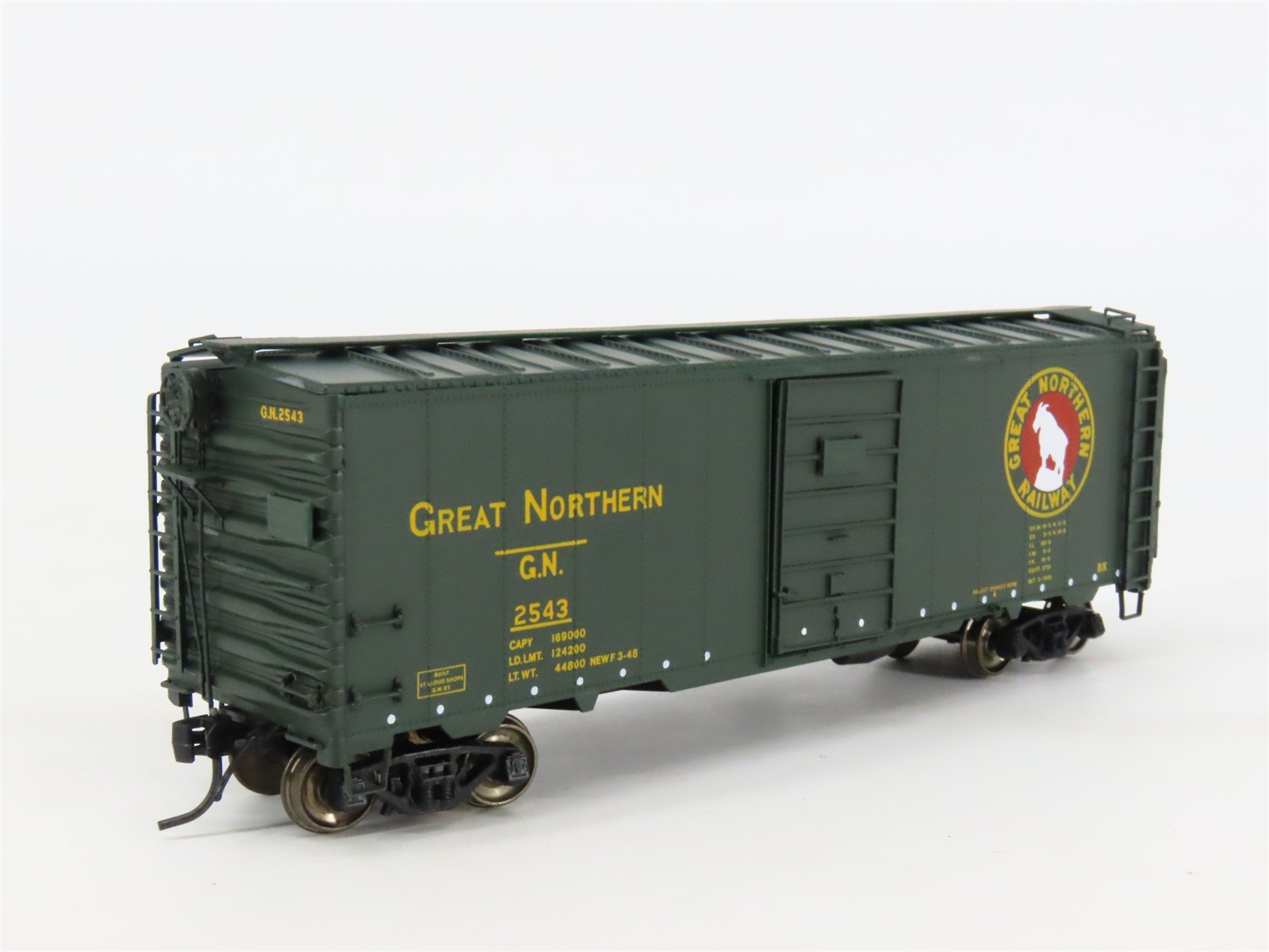 HO Scale InterMountain 46010-21 GN Great Northern Express 40' Box Car #2543