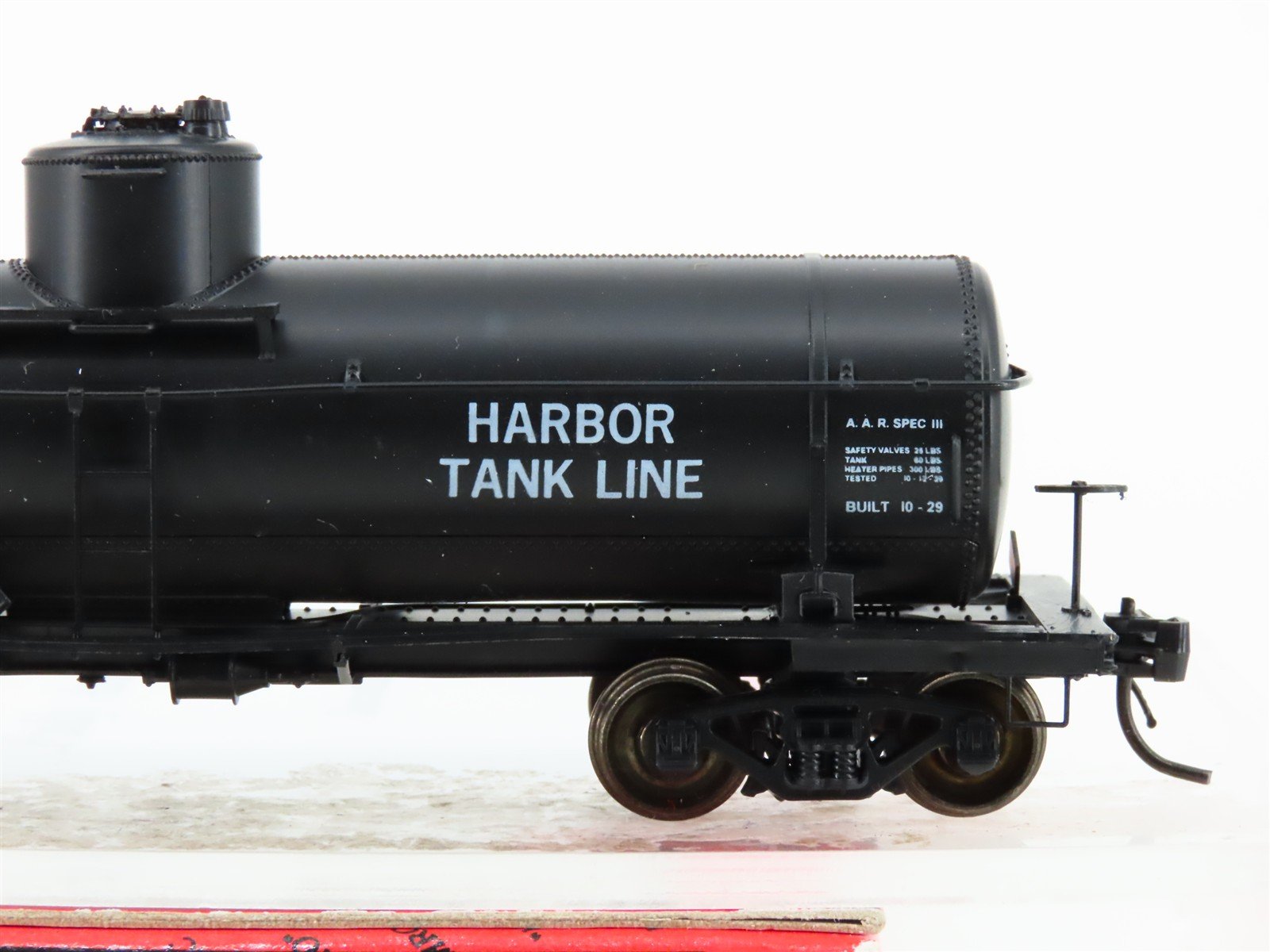 HO Scale InterMountain 46306-03 HTCX Harbor Tank Line Single Dome Tank Car #1714