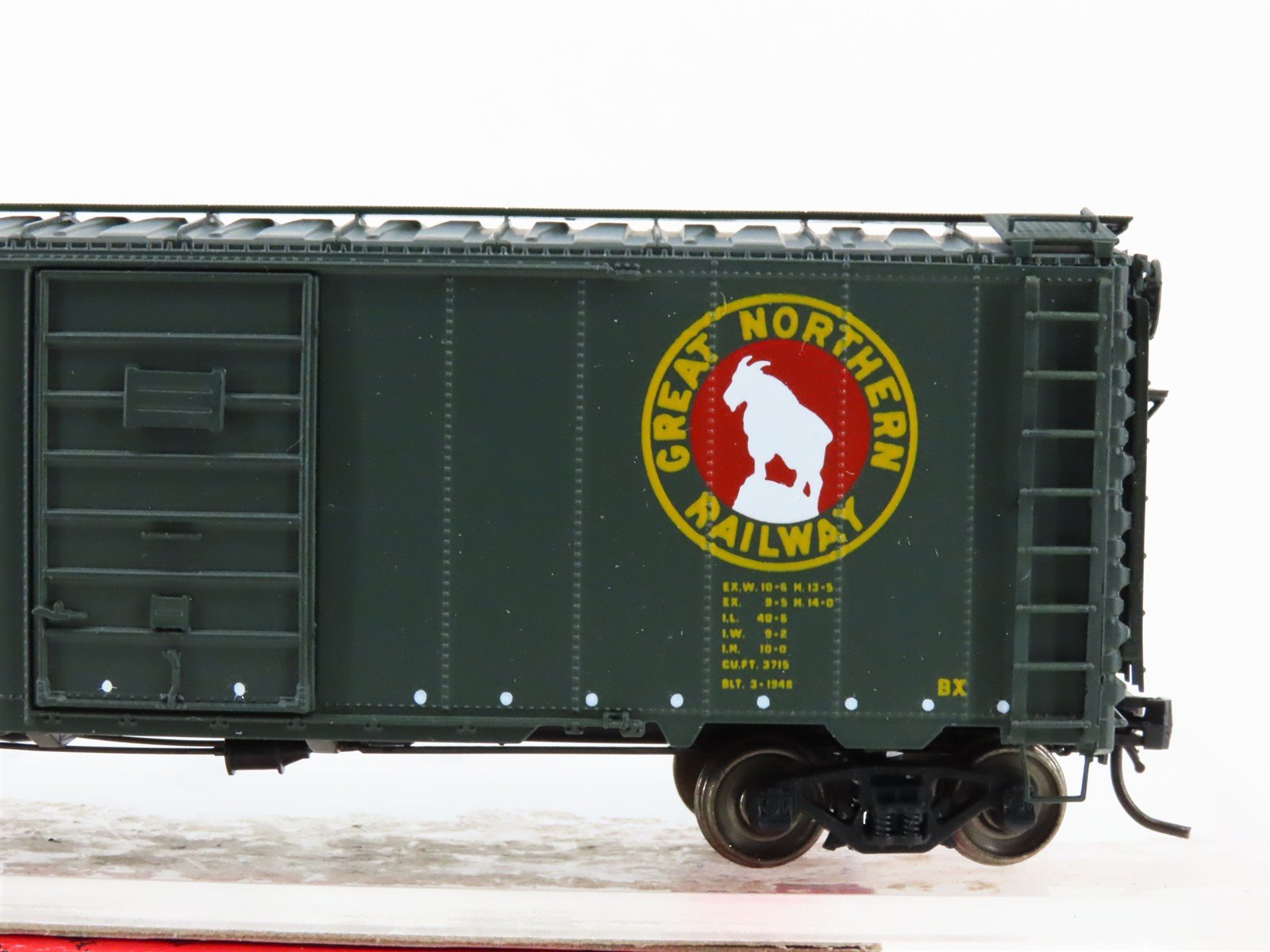 HO Scale InterMountain 46010-22 GN Great Northern Express 40' Box Car #2544