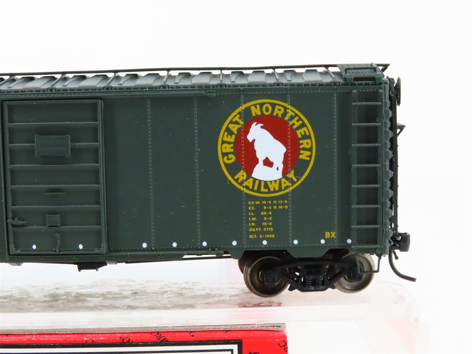 HO Scale InterMountain 46010-23 GN Great Northern Express 40' Box Car #2547