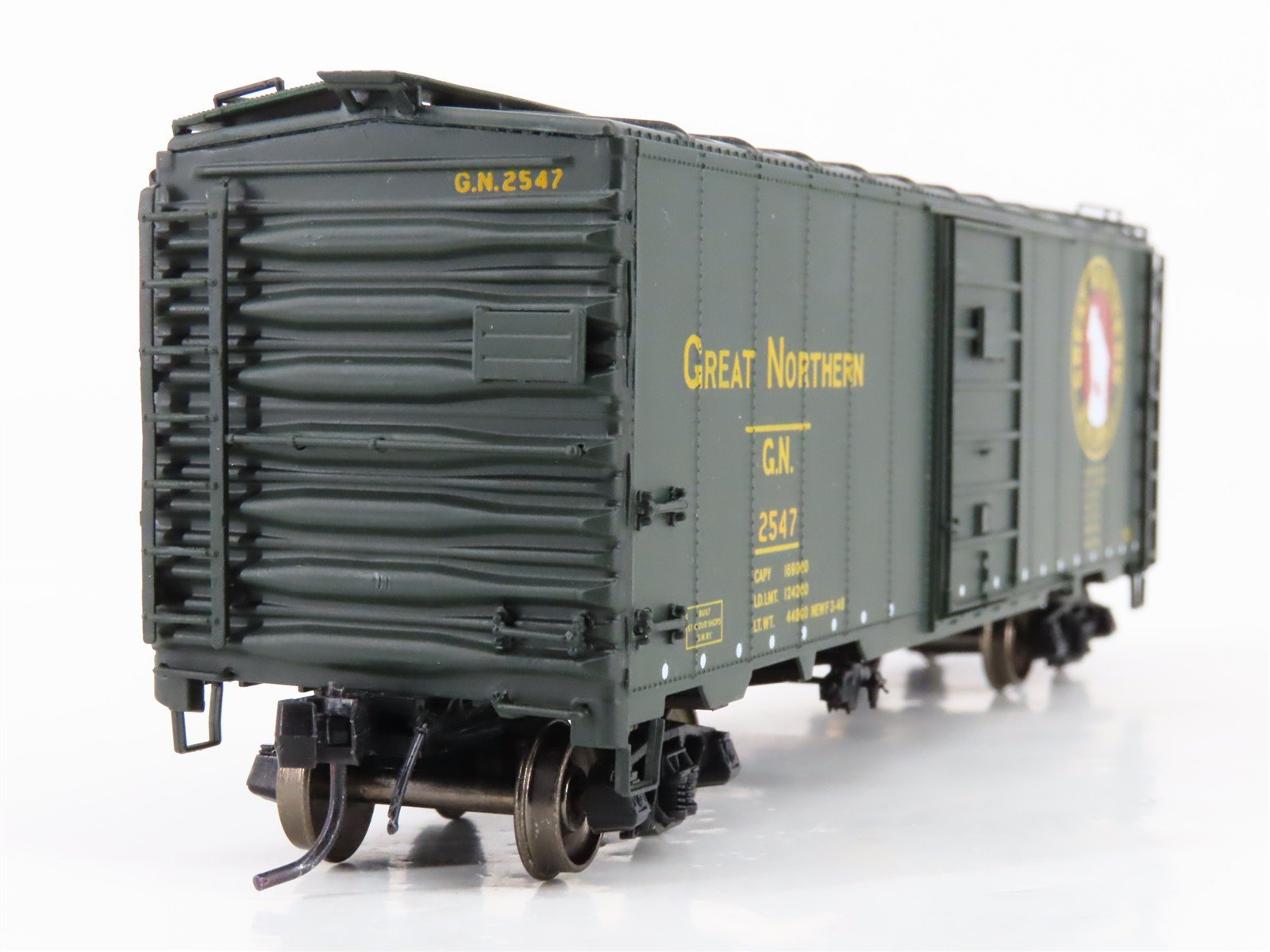 HO Scale InterMountain 46010-23 GN Great Northern Express 40' Box Car #2547