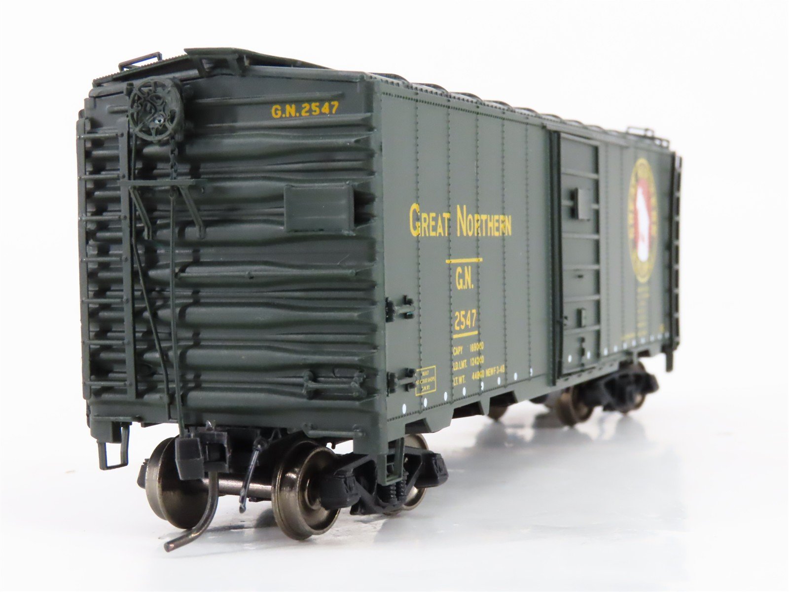 HO Scale InterMountain 46010-23 GN Great Northern Express 40' Box Car #2547