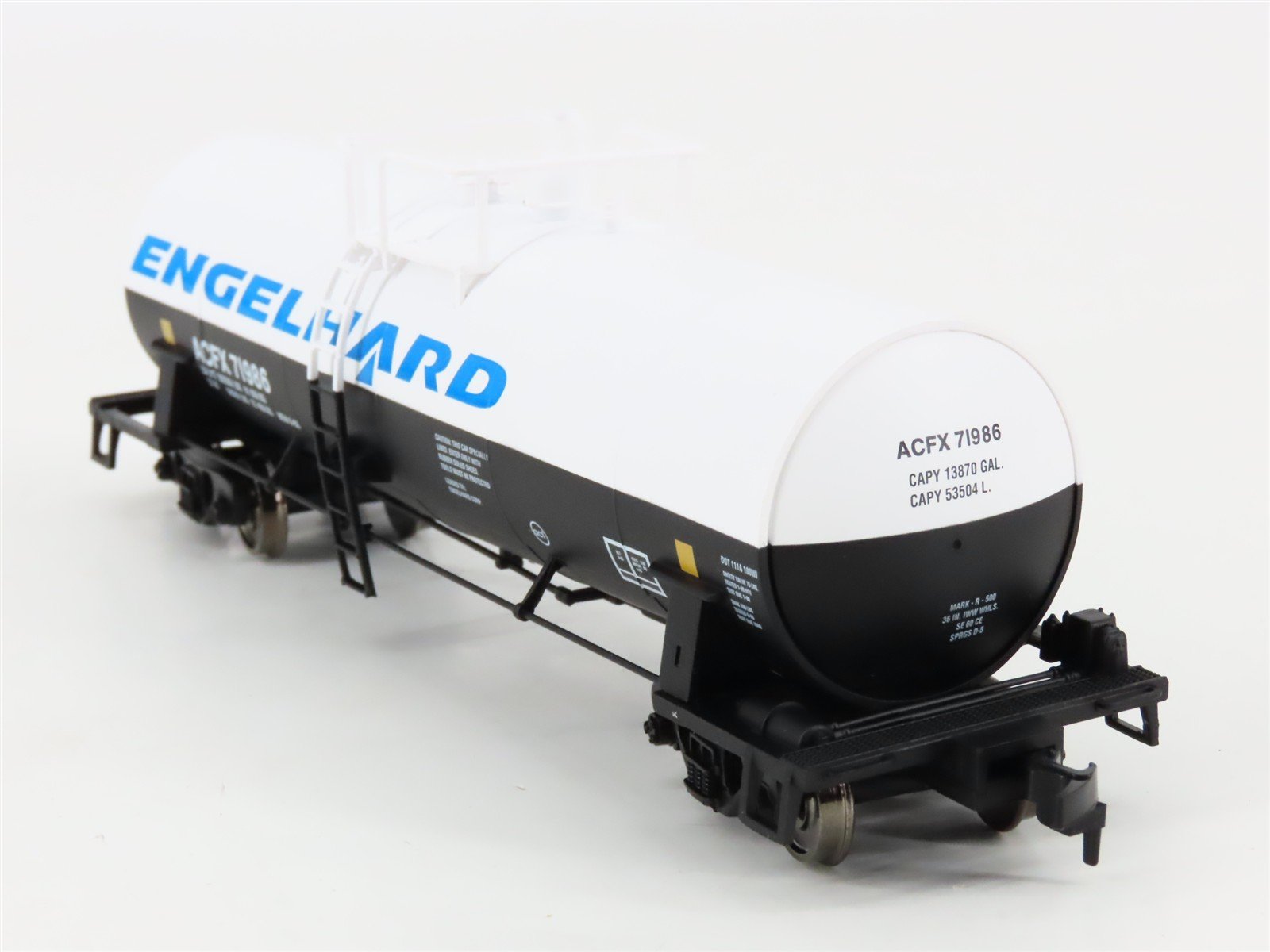 HO Scale Atlas 1702-4 ACFX Engelhard 13k Gallon Kaolin Tank Car #71986
