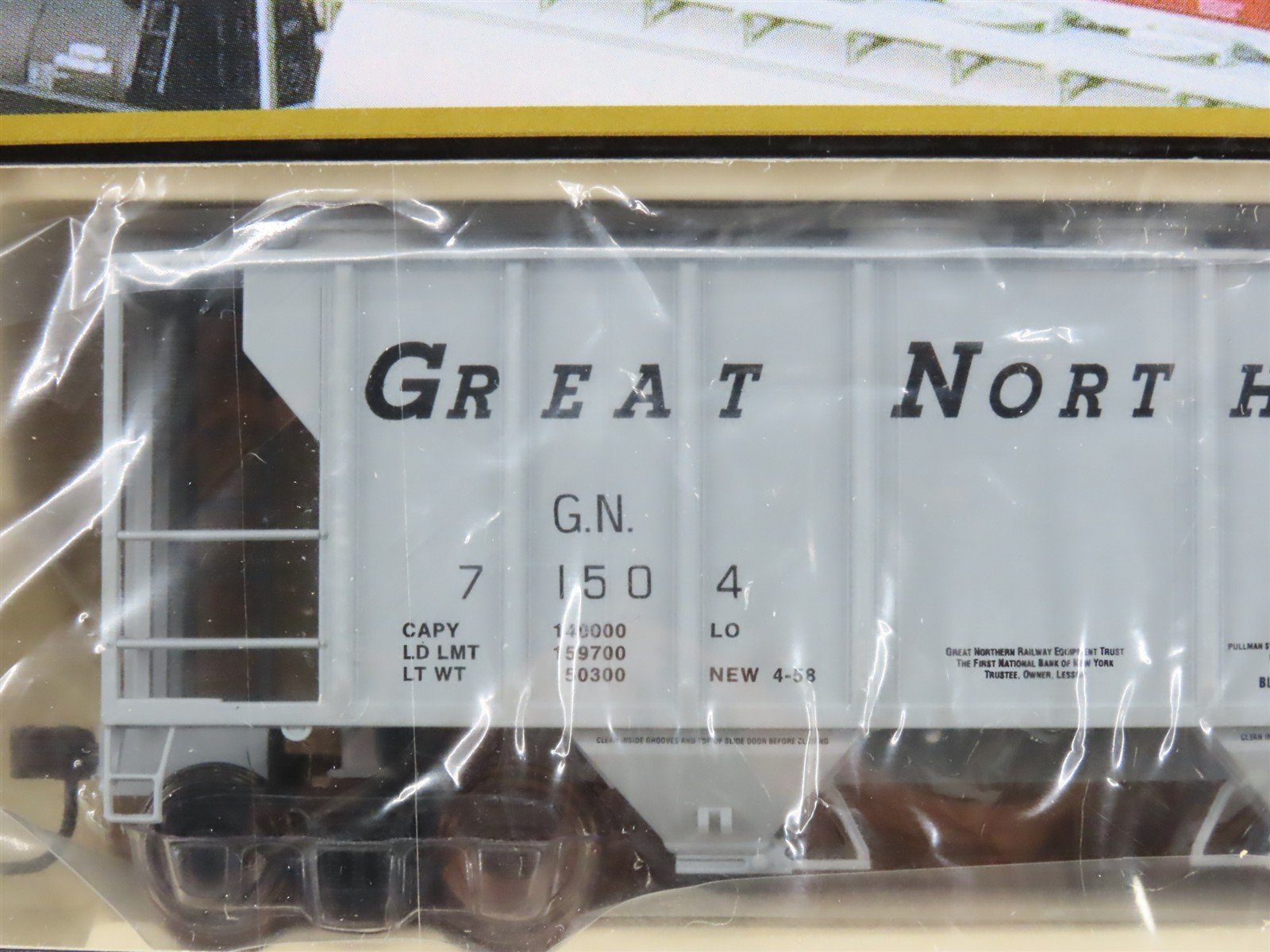 HO Atlas 1819-3 GN Great Northern 2-Bay PS-2 Covered Hopper #71504 - SEALED