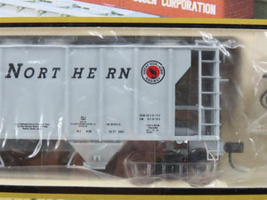 HO Atlas 1819-3 GN Great Northern 2-Bay PS-2 Covered Hopper #71504 - SEALED