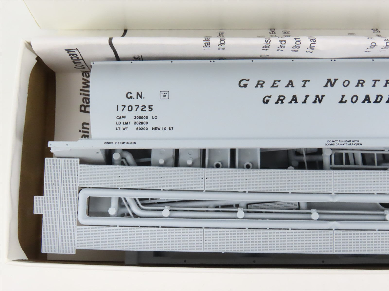 LOT of 2 HO Scale Intermountain GN Great Northern Cylindrical Hopper Car Kits