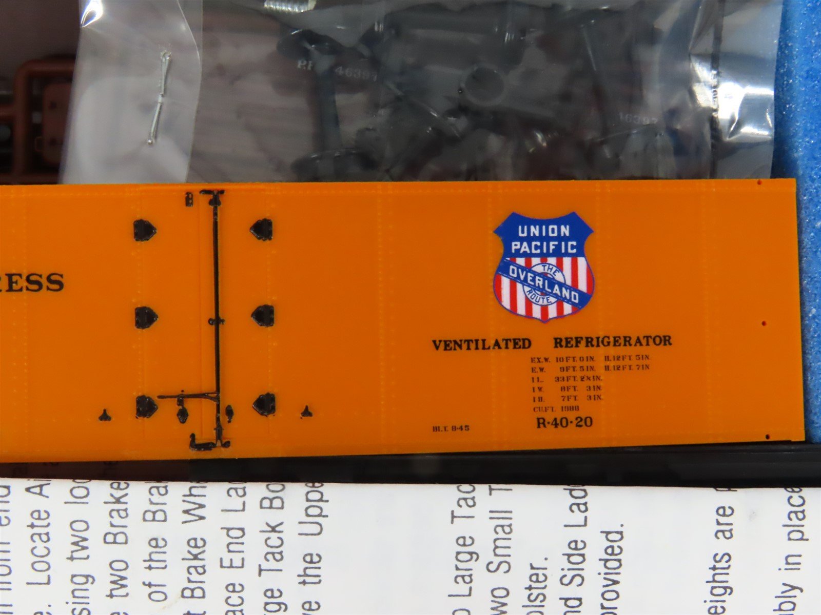 LOT of 4 HO Scale Intermountain Assorted PFE Ice Bunker Car Kits