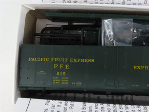 LOT of 4 HO Scale Intermountain Assorted PFE Ice Bunker Car Kits