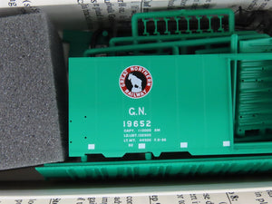 LOT of 4 HO Scale Intermountain GN Great Northern 40' 12-Panel Boxcar Kits