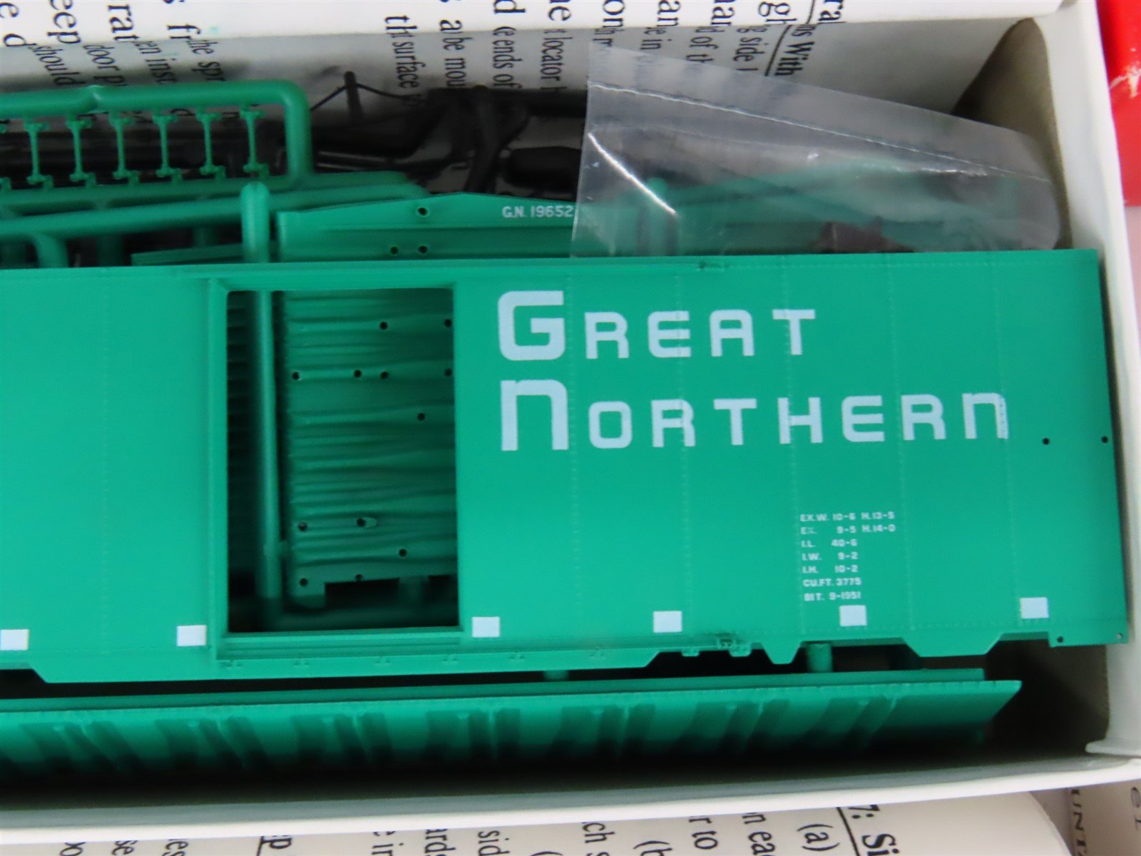 LOT of 4 HO Scale Intermountain GN Great Northern 40' 12-Panel Boxcar Kits