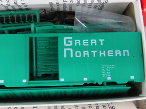 LOT of 4 HO Scale Intermountain GN Great Northern 40' 12-Panel Boxcar Kits