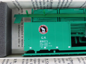 LOT of 4 HO Scale Intermountain GN Great Northern 40' 12-Panel Boxcar Kits