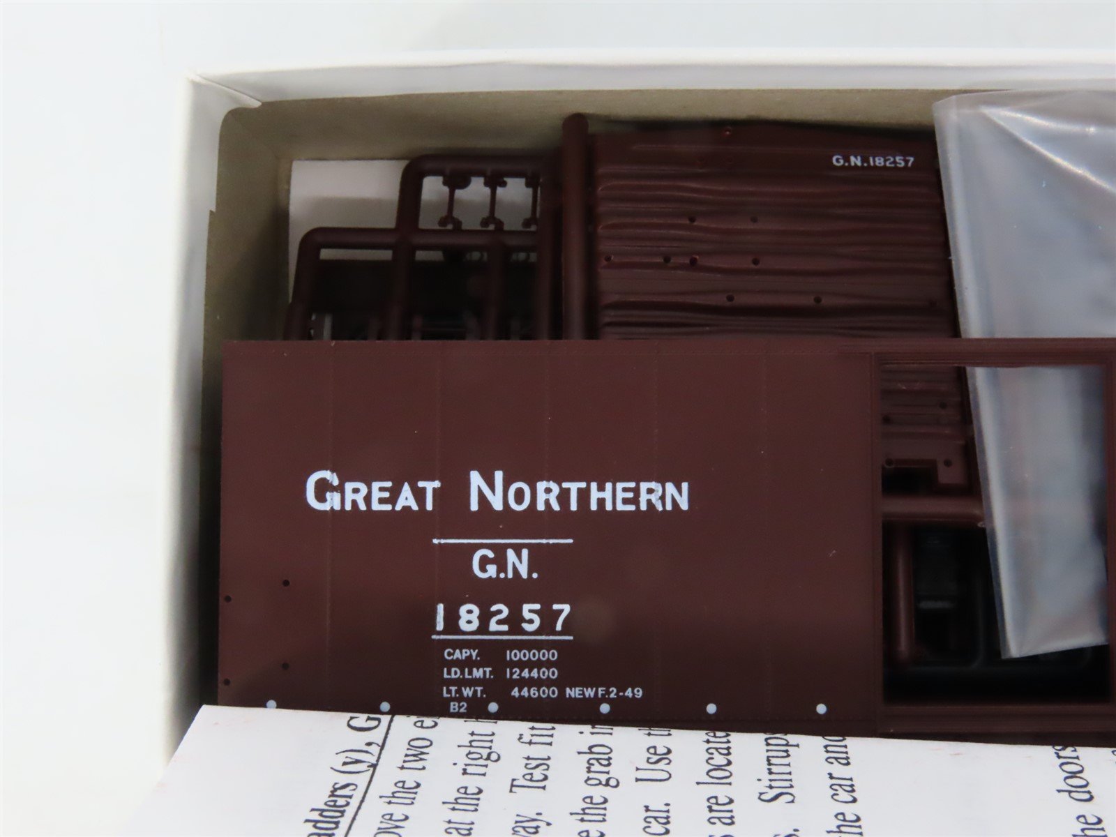 LOT of 4 HO Scale Intermountain GN Great Northern 40' 12-Panel Boxcar Kits