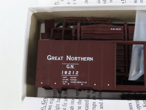 LOT of 4 HO Scale Intermountain GN Great Northern 40' 12-Panel Boxcar Kits