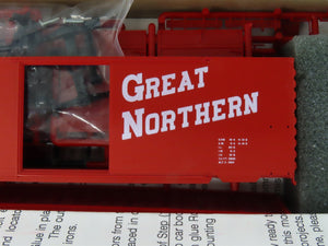 LOT of 3 HO Scale Intermountain GN Great Northern 40' PS-1 Boxcar Kits