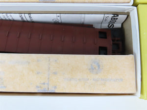 LOT of 4 HO Scale Red Caboose GN Great Northern Refrigerator Car Kits