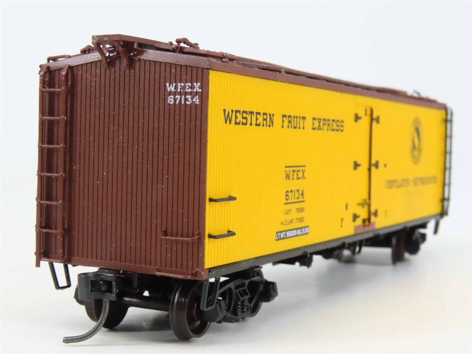 LOT of 4 HO Scale Red Caboose GN Great Northern Refrigerator Car Kits