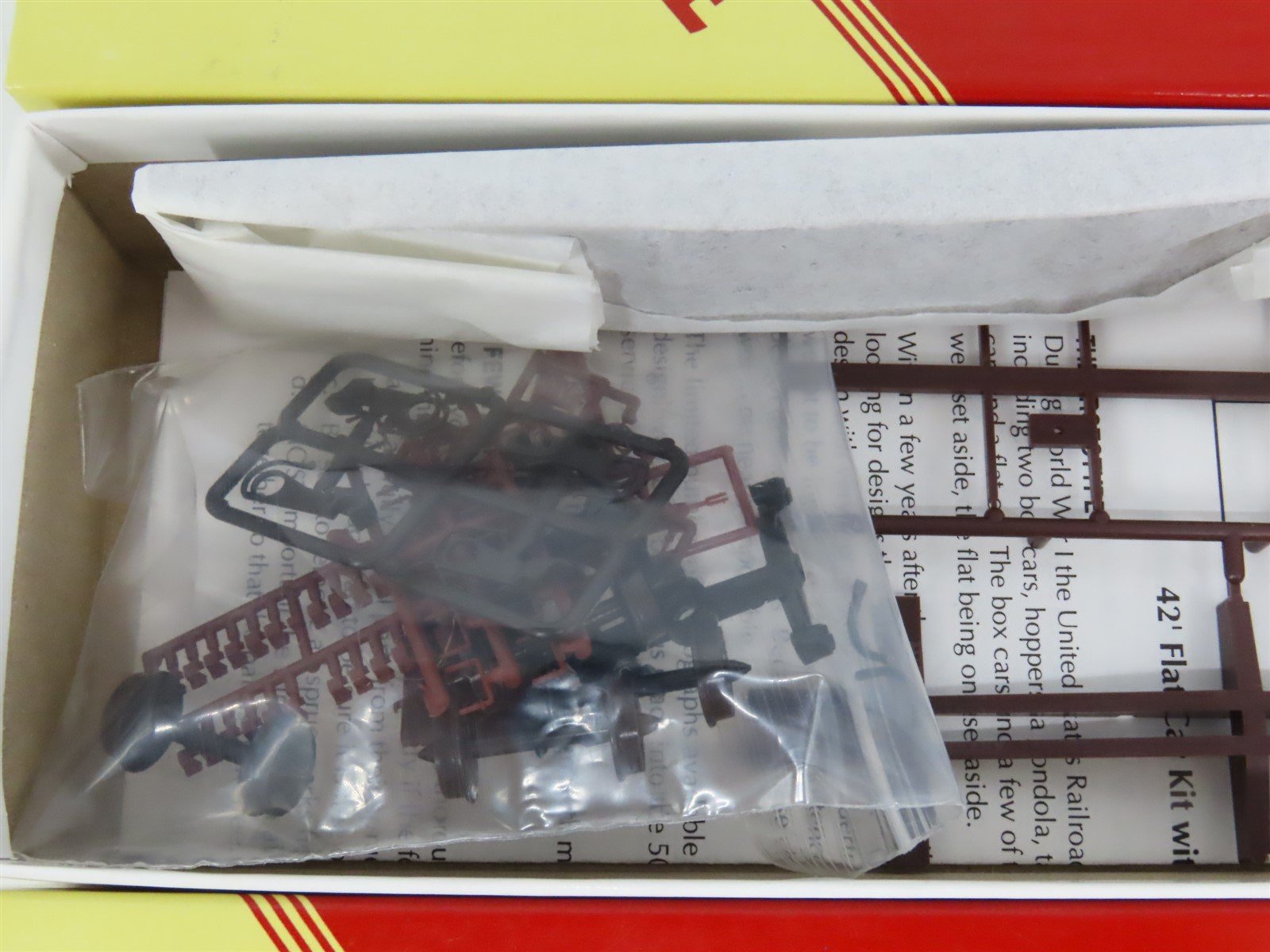 LOT of 4 HO Scale Red Caboose GN Great Northern 42' Fishbelly Flatcar Kits