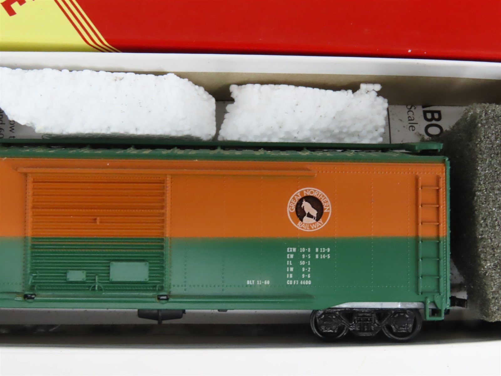 LOT of 4 HO Scale Red Caboose GN Great Northern 42' Fishbelly Flatcar Kits