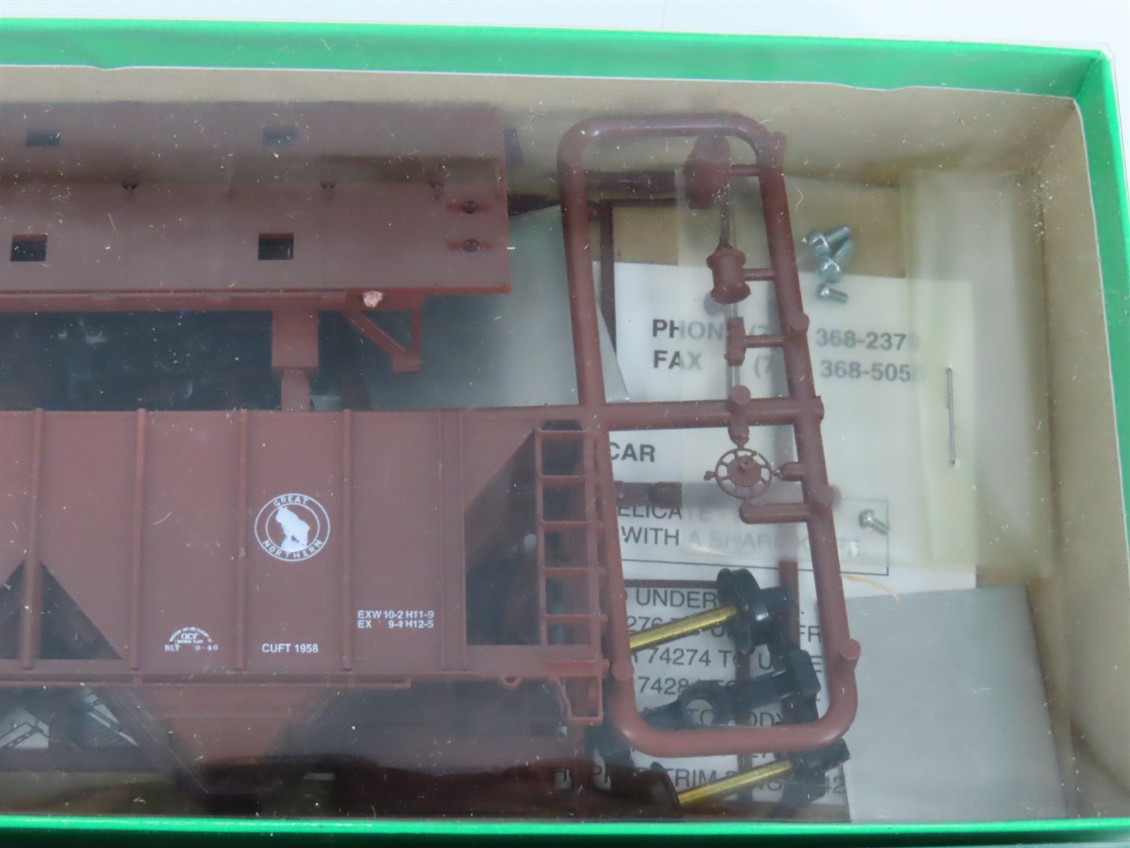LOT of 4 HO Scale Bowser 55681 GN Great Northern 2-Bay Covered Hopper Car Kits
