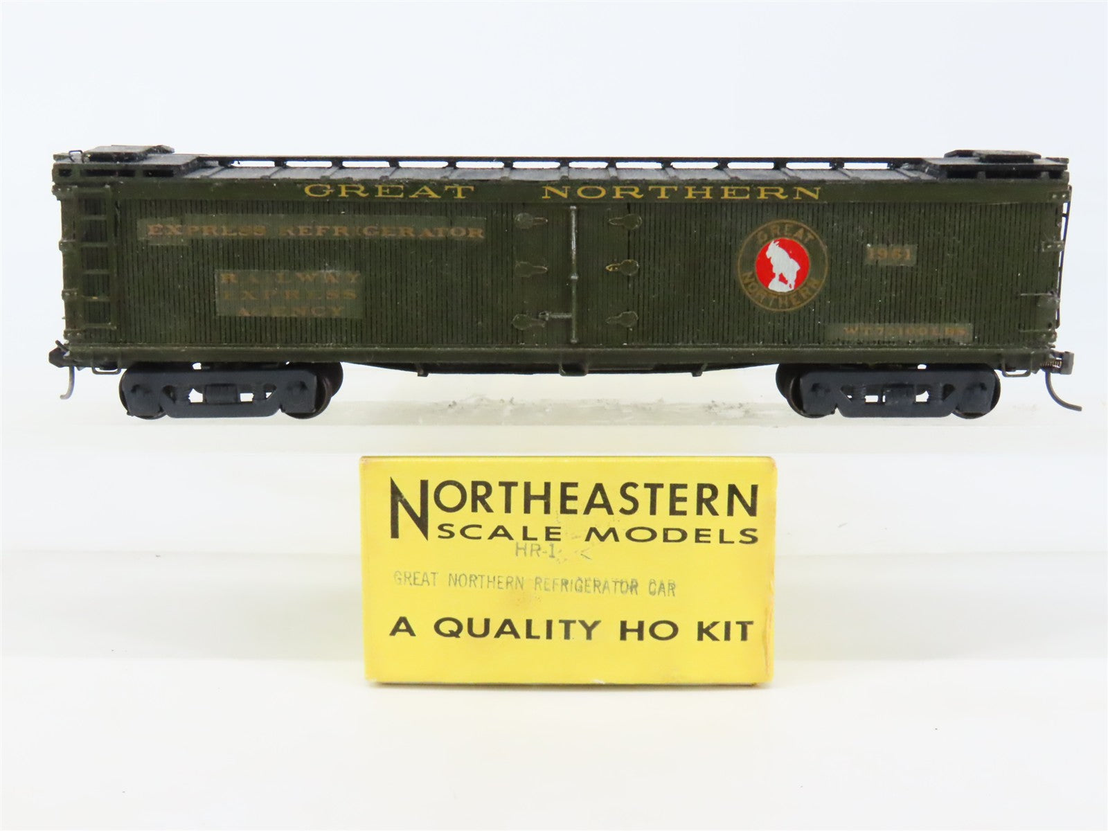HO Scale Northwestern HR-1 GN Great Northern Reefer Car #1961 CUSTOM