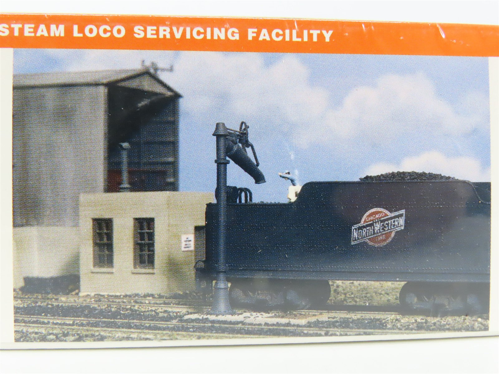 HO Scale Walthers 933-3043 Steel Water Tank Building Kit SEALED