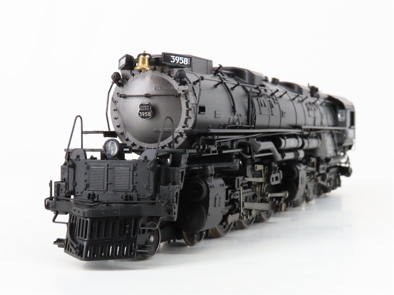 HO Scale Athearn Genesis G9132 UP 4-6-6-4 Challenger Steam #3958 w/ DCC & Sound
