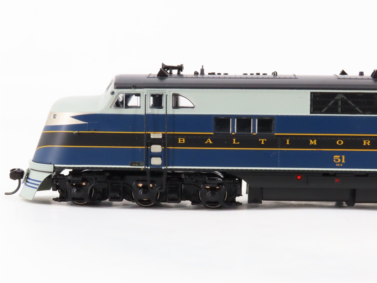HO Scale Broadway Limited BLI 5501 B&O EA/EB Diesel Set #51 - Paragon3