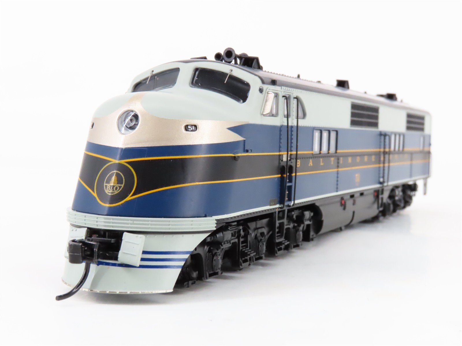 HO Scale Broadway Limited BLI 5501 B&O EA/EB Diesel Set #51 - Paragon3