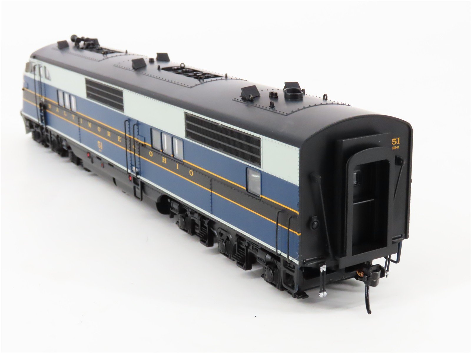 HO Scale Broadway Limited BLI 5501 B&O EA/EB Diesel Set #51 - Paragon3
