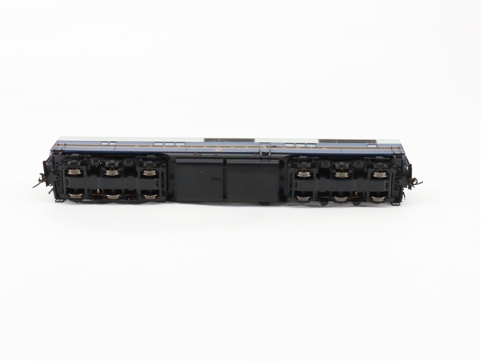 HO Scale Broadway Limited BLI 5501 B&O EA/EB Diesel Set #51 - Paragon3