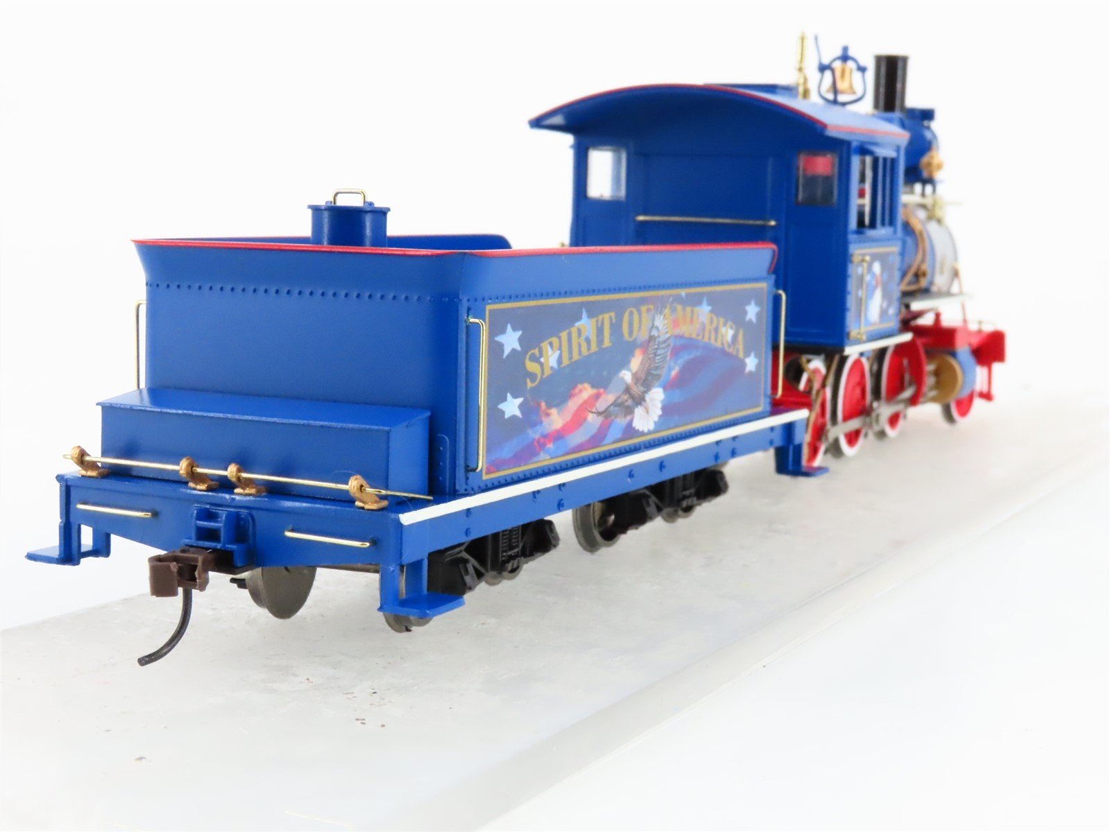 On30 Scale Bachmann Spirit of America Steam Passenger Set w/Track & Power Pack