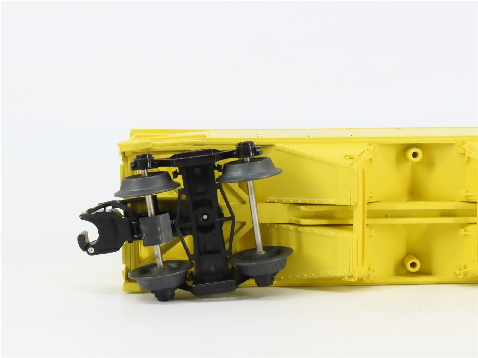 O Gauge 3-Rail Aristo-Craft RMT 96392A WBCX Walters Beer 2-Bay Hopper #19493