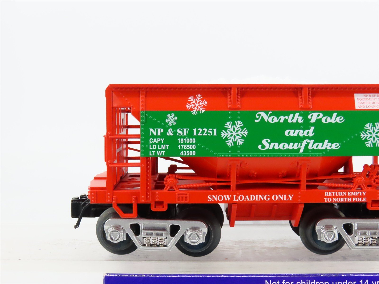 O Gauge 3-Rail Aristo-Craft 96750-1 NP&SF Christmas 70-Ton Ore Car #12251