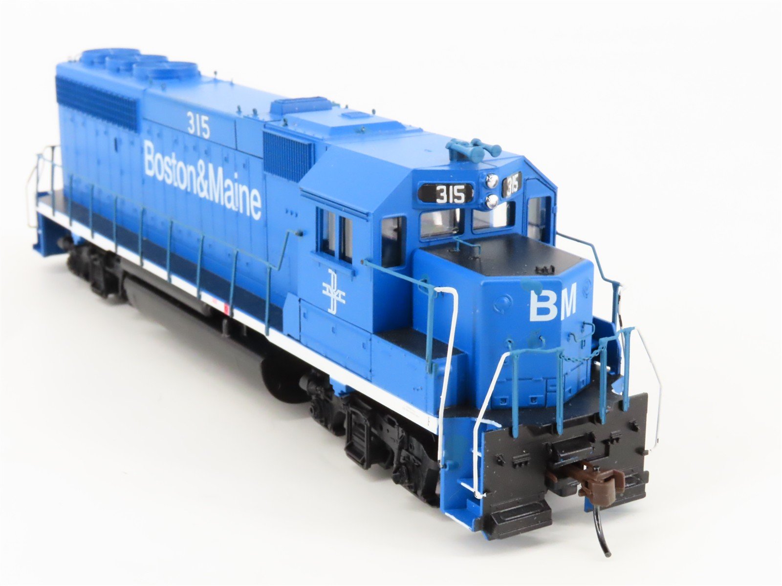 HO Scale Athearn 4435 B&M Boston & Maine EMD GP40-2 Diesel Locomotive #315