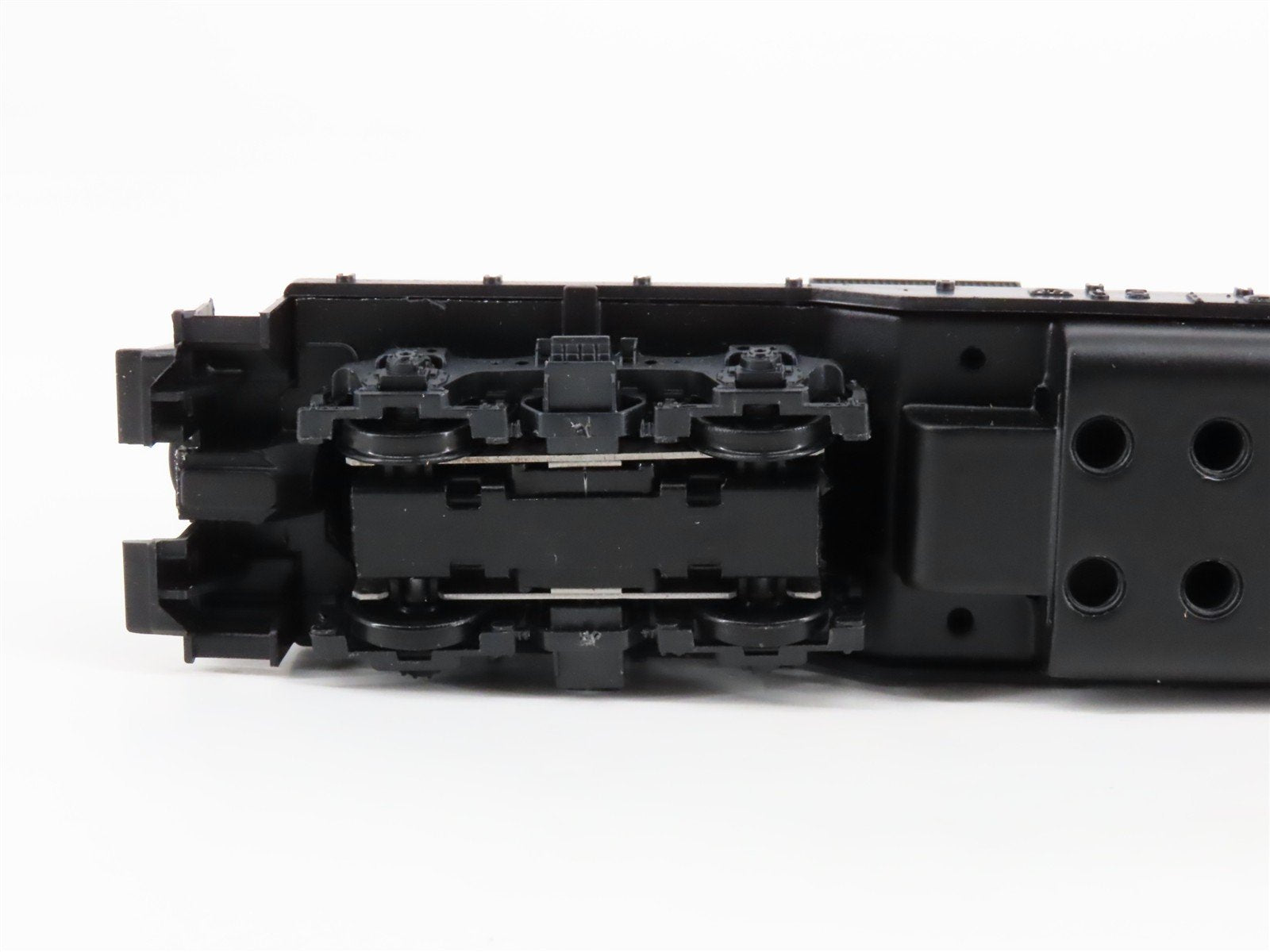 HO Scale Athearn Undecorated EMD GP7 Diesel Locomotive - UNPOWERED