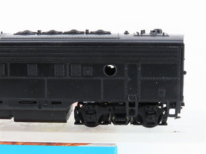 HO Scale Athearn 3023 Undecorated EMD F7A Diesel Locomotive - UNPOWERED